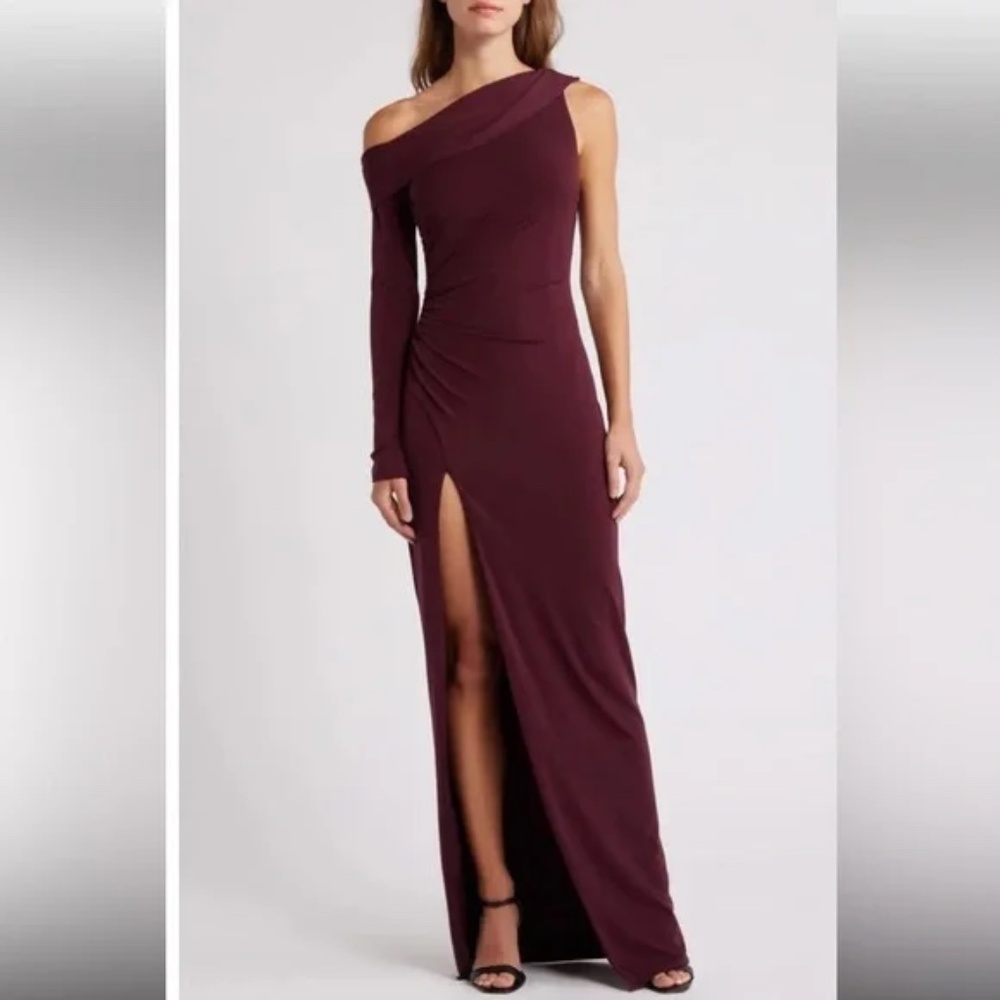 Katie May One-Shoulder Burgundy Maxi Dress with Thigh Slit